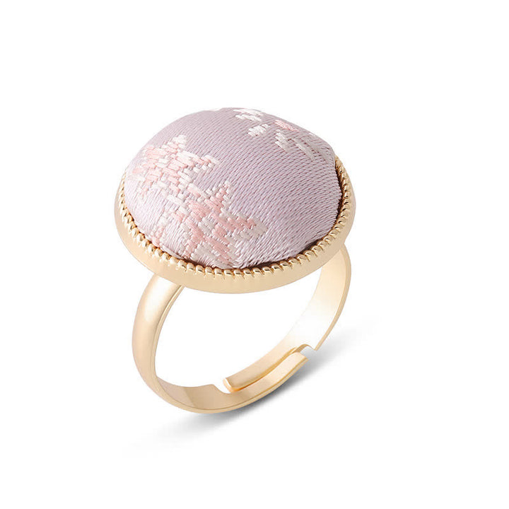 Buddha Stones Anello rotondo elegante con ricamo in broccato Song - Rosa (stessa tonalità di colore, fantasia variabile) - image 20