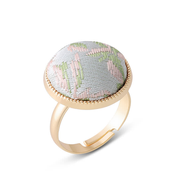 Buddha Stones Anello rotondo elegante con ricamo in broccato Song - Bianco (stessa tonalità di colore – la fantasia può variare) - image 19