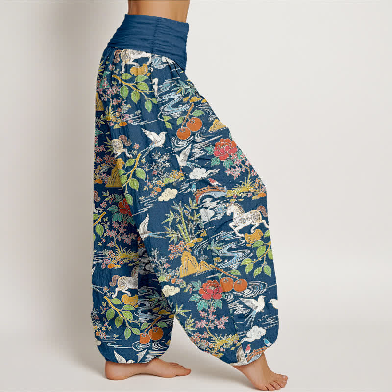 Buddha Stones Pantaloni harem da donna in cotone con elastico in vita, fantasia floreale e paesaggio con cavalli e uccelli. - image 2