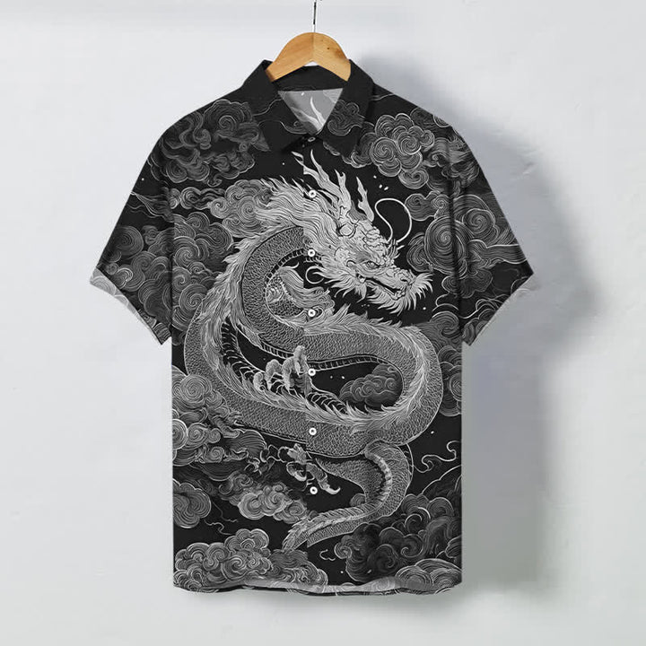 Buddha Stones Camicia da uomo a maniche corte con bottoni a fantasia drago dorato e nuvole, resistente alle pieghe. - Nero - US/UK/AU48, EU58 (4XL) - image 5