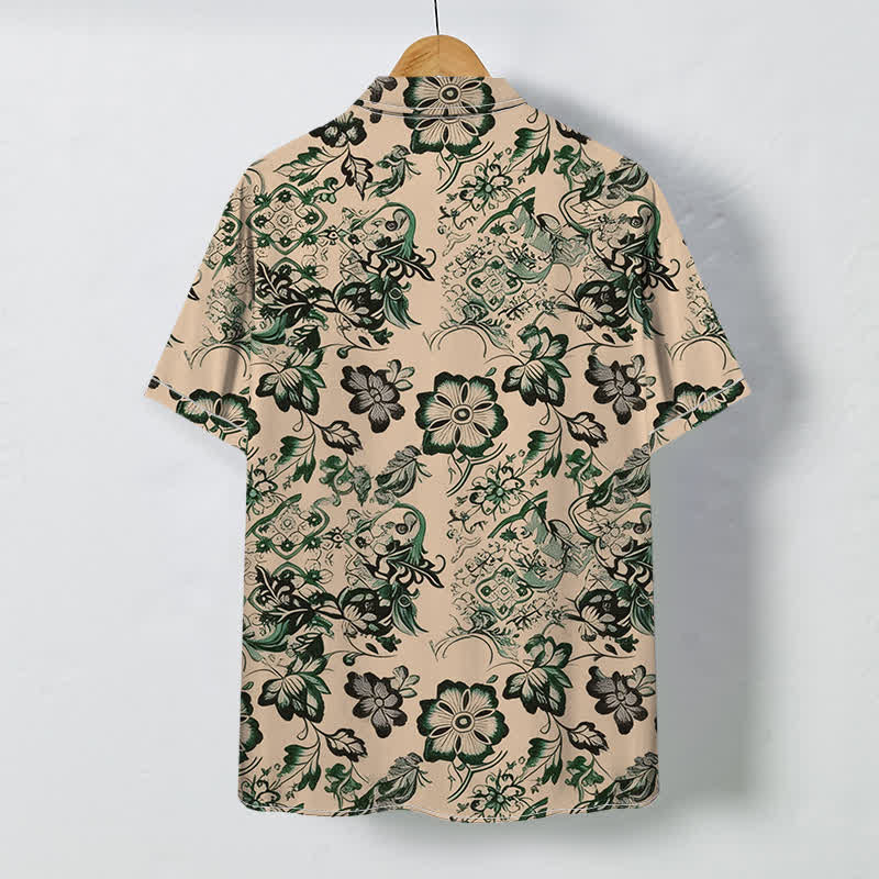 Buddha Stones Camicia da uomo a maniche corte con bottoni a fantasia floreale tropicale e motivo a foglie, resistente alle pieghe. - image 1