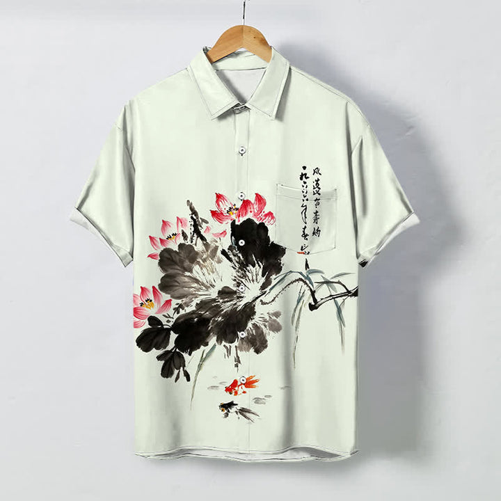 Buddha Stones Camicia da uomo a maniche corte traspirante con bottoni e motivo a pesci koi e loto di inchiostro. - Crema alla menta - US/UK/AU48, EU58 (4XL) - image 3
