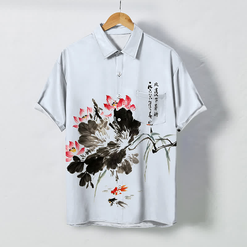 Buddha Stones Camicia da uomo a maniche corte traspirante con bottoni e motivo a pesci koi e loto di inchiostro. - Azzurro chiaro - US/UK/AU48, EU58 (4XL) - image 6