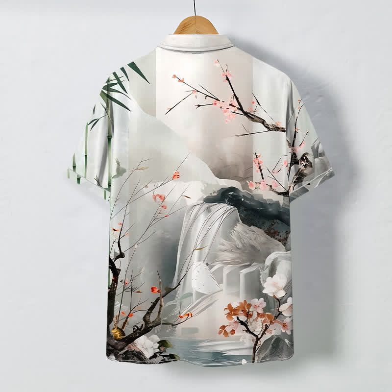 Buddha Stones Camicia da uomo a maniche corte con bottoni a contrasto, motivo paesaggio con gru e fiori, resistente alle pieghe. - image 1