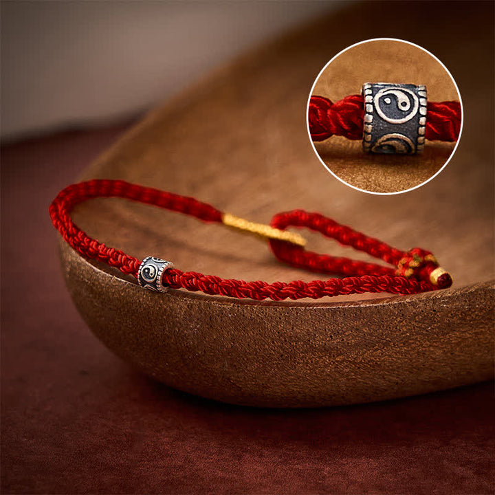 Buddha Stones Bracciale minimalista intrecciato a mano con fili neri e rossi, simbolo Yin Yang di protezione. - Rosso vino - Filo rosso (Protezione♥Fortuna) - image 7
