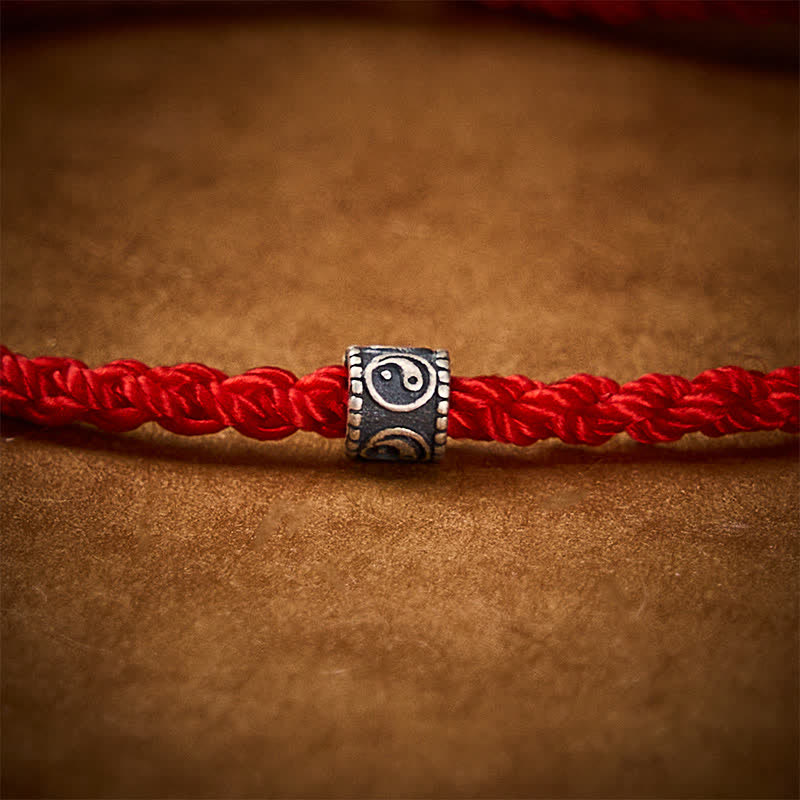 Buddha Stones Bracciale minimalista intrecciato a mano con fili neri e rossi, simbolo Yin Yang di protezione. - image 10