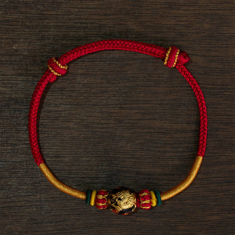 Buddha Stones Bracciale intrecciato resistente con perline di drago in rame e filo rosso - Cordino rosso (circonferenza del polso: 15–20 cm) - Perla del Drago Nero - image 16