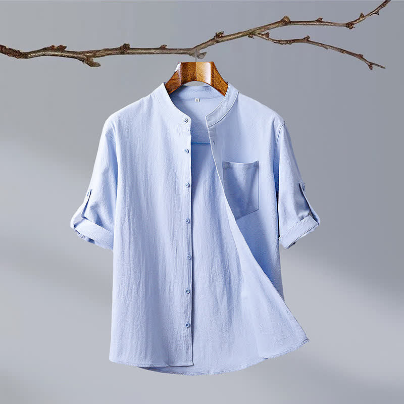 Buddha Stones Camicia da uomo estiva in stile Tang, casual, con colletto alla coreana, maniche corte e taschino applicato, in cotone tinta unita. - Azzurro polvere - US/UK/AU46, EU56 (5XL) - image 1