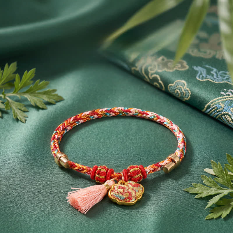 Buddha Stones Braccialetto di protezione con ciondolo a forma di lucchetto cinese e sacchetto portamonete a cinque colori, intrecciato a mano a forma di mela, zucca e lucchetto cinese. - Ciondolo a forma di lucchetto cinese (stessa tonalità di colore, motivo variabile) - image 51