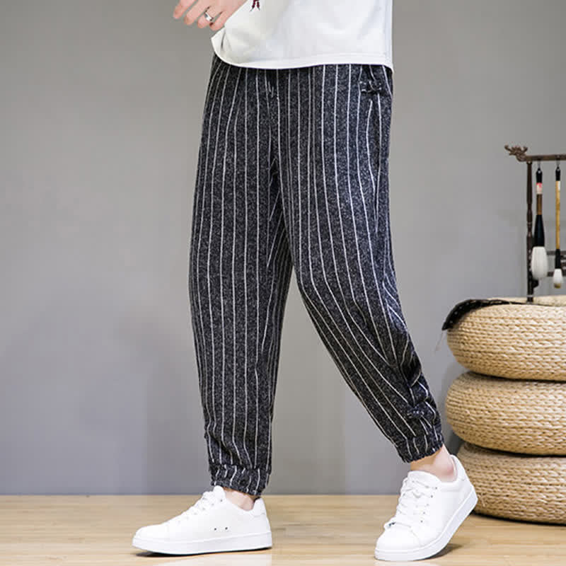 Buddha Stones Pantaloni corti estivi casual a righe con coulisse, pantaloni harem da uomo con tasche - image 1