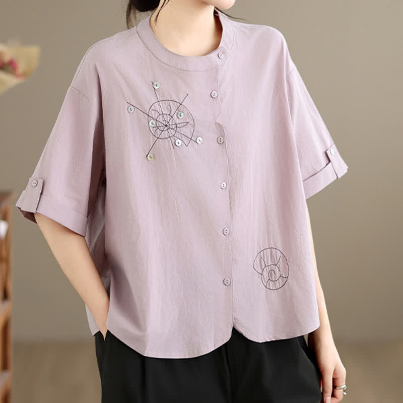 Buddha Stones Camicia da donna estiva casual minimalista con ricami di lumache e motivi geometrici, a maniche corte. - image 1