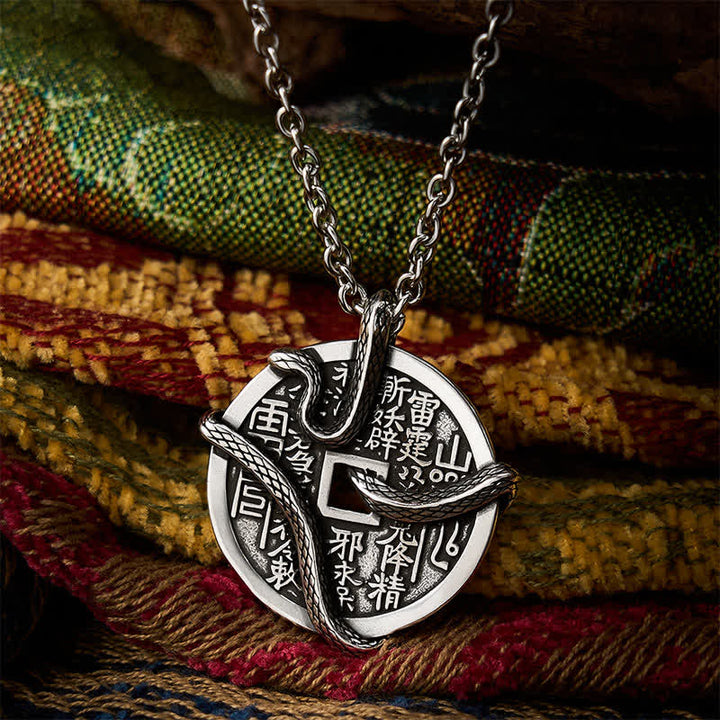 Buddha Stones Collana di monete di rame placcata con argento Fantasmi di montagna spendono soldi Serpente avvolto attorno a una moneta di rame - Rame (Guarigione ♥ Ricchezza) - image 0