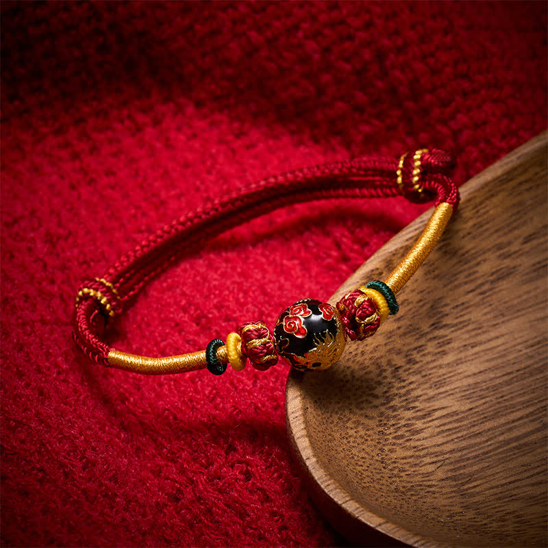 Buddha Stones Bracciale intrecciato resistente con perline di drago in rame e filo rosso - Cordino rosso scuro (circonferenza del polso: 15–20 cm) - Perla del Drago Nero - image 0