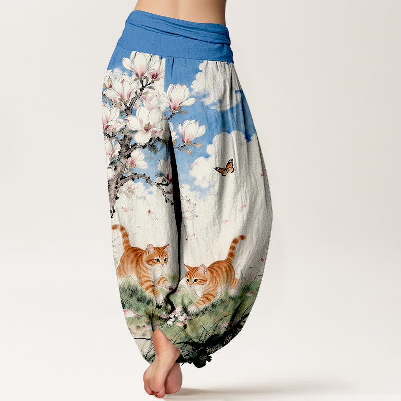 Buddha Stones Pantaloni harem da donna in puro cotone con elastico in vita e fantasia di gatti tigrati arancioni e magnolia. - image 1