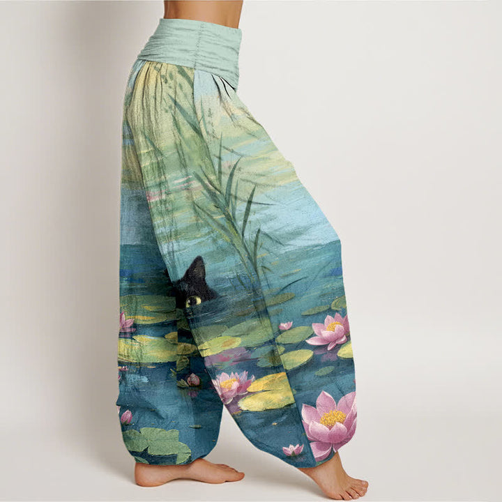Buddha Stones Pantaloni harem da donna in cotone con motivo gatto e laghetto di loto, con elastico in vita. - image 2