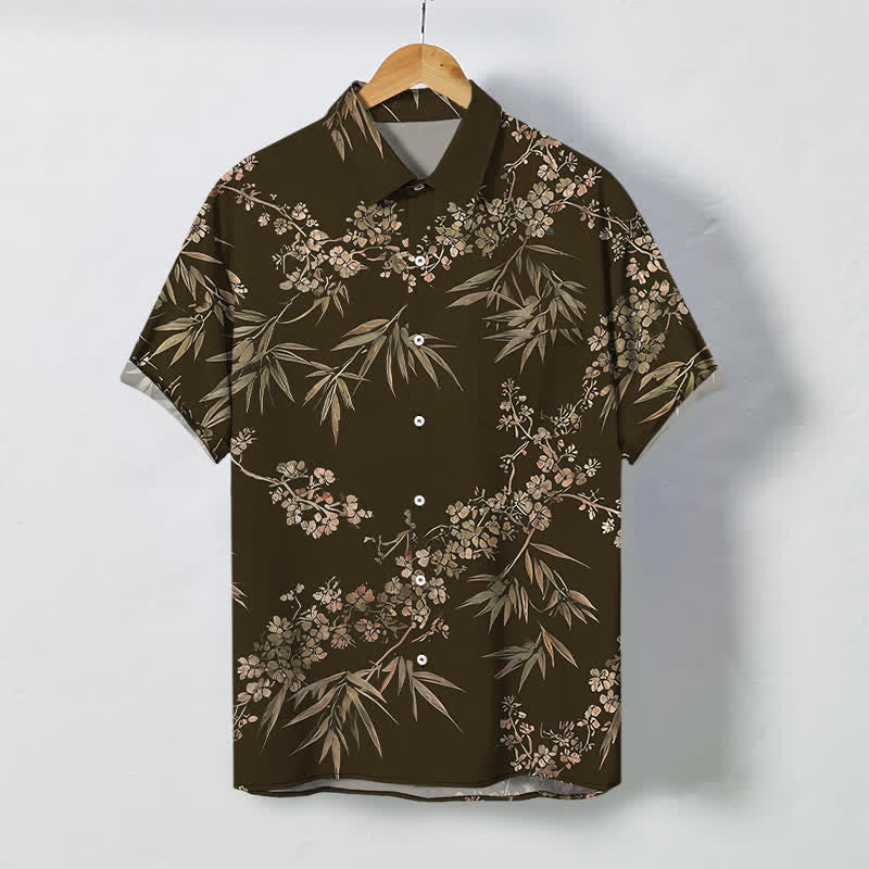 Buddha Stones Camicia da uomo a maniche corte traspirante con bottoni e motivo a fiori di pruno in bambù. - Marrone sella - US/UK/AU48, EU58 (4XL) - image 0