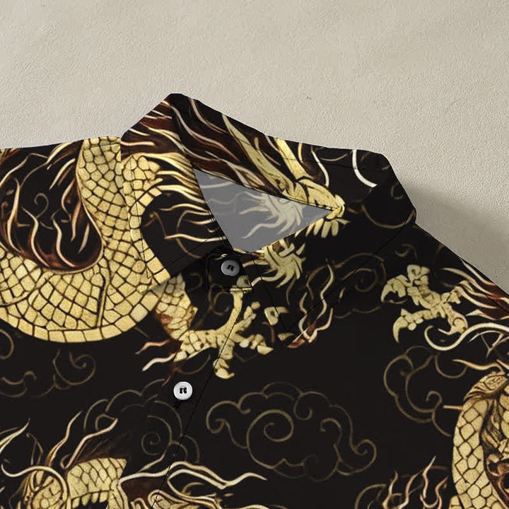 Buddha Stones Camicia da uomo a maniche corte con bottoni a fantasia drago dorato e nuvole, resistente alle pieghe. - image 2