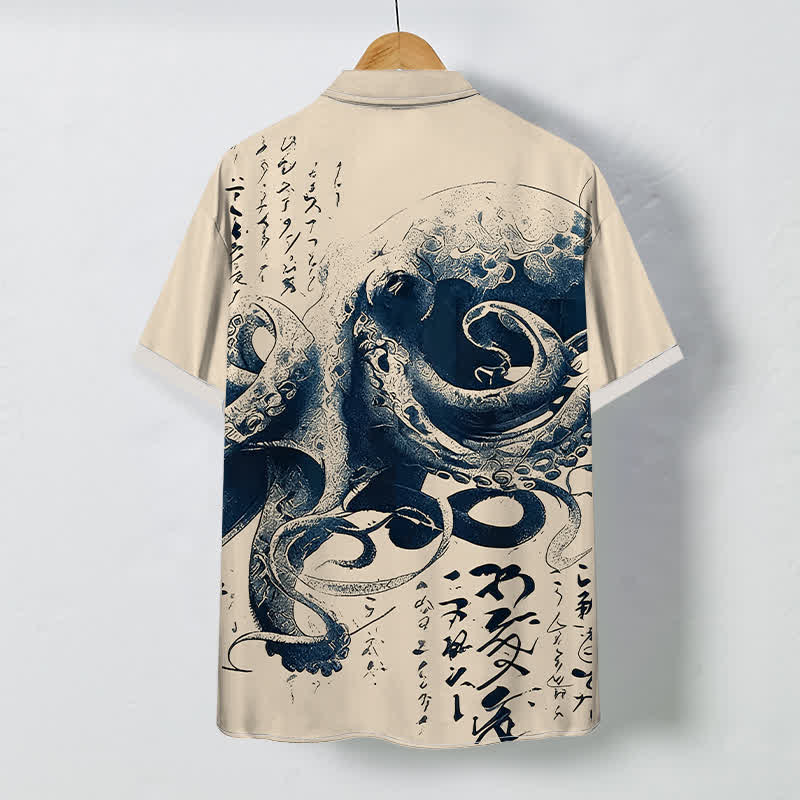 Buddha Stones Camicia da uomo a maniche corte con bottoni a fantasia calligrafica di polpo giapponese, resistente alle pieghe. - image 1