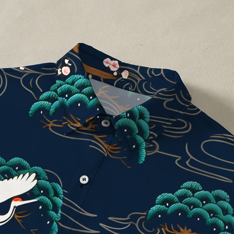 Buddha Stones Camicia da uomo a maniche corte traspirante con bottoni e motivo a nuvole e fiori di pino, con stampa gru. - image 12