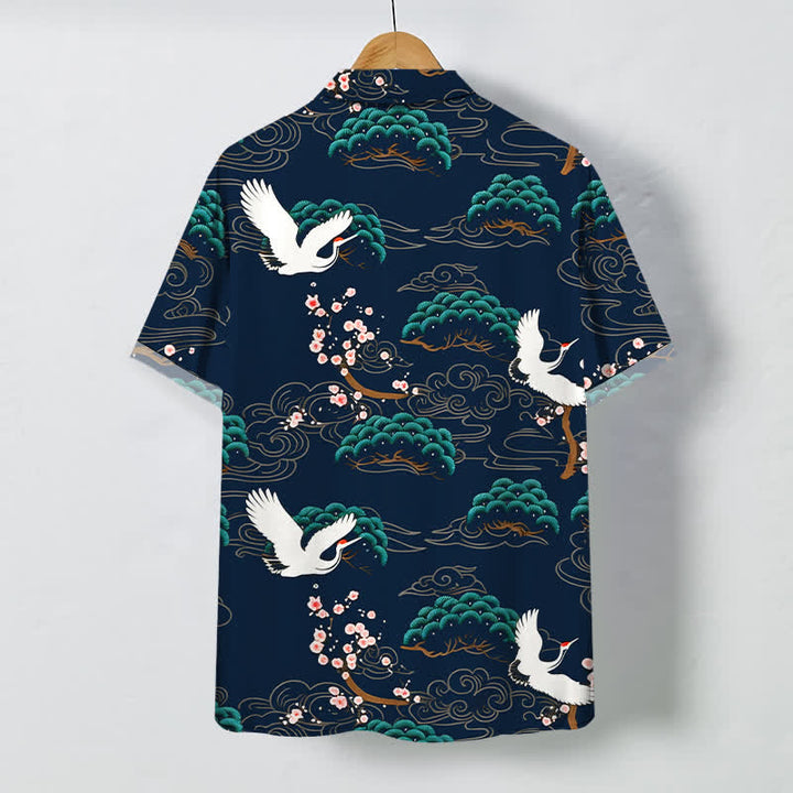 Buddha Stones Camicia da uomo a maniche corte traspirante con bottoni e motivo a nuvole e fiori di pino, con stampa gru. - image 11