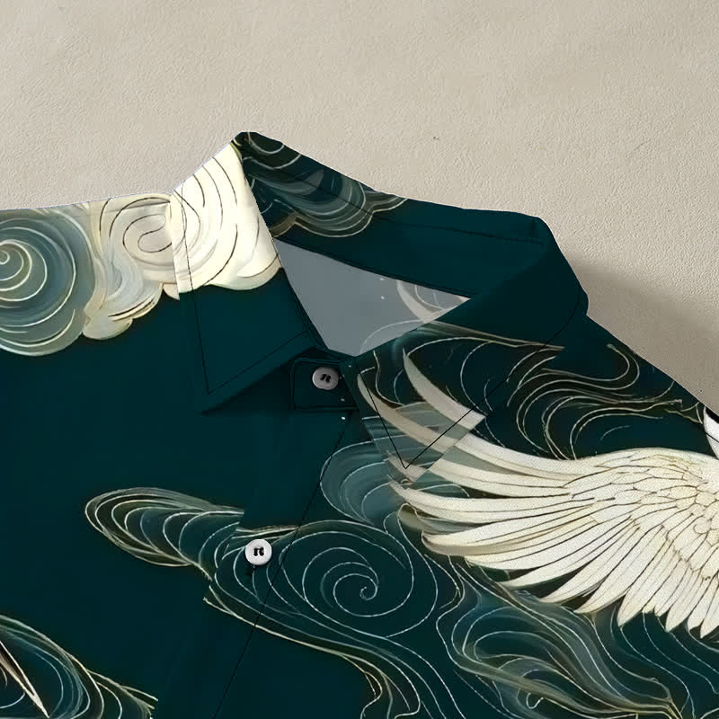 Buddha Stones Camicia da uomo a maniche corte con motivo gru dalla corona rossa in volo e nuvole di buon auspicio, bottoni resistenti alle pieghe. - image 2