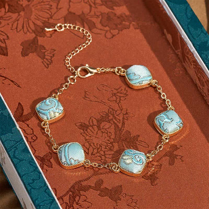 Buddha Stones Bracciale quadrato in broccato Copper Song Vintage Elegance - Azzurro chiaro (stessa tonalità di colore, fantasia variabile) - image 0