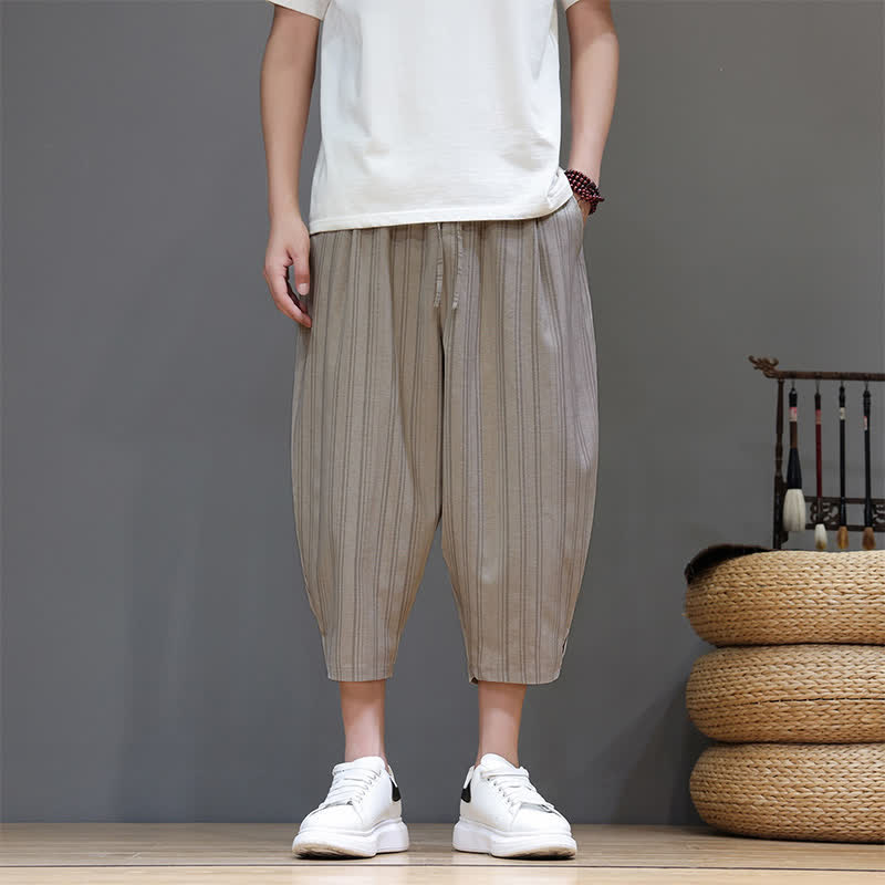 Buddha Stones Pantaloni capri estivi casual a righe con coulisse, pantaloni harem da uomo con tasca - image 1