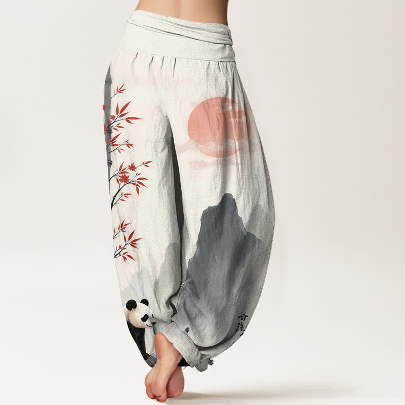 Buddha Stones Pantaloni harem da donna in cotone con stampa panda di bambù e inchiostro, con elastico in vita. - image 1