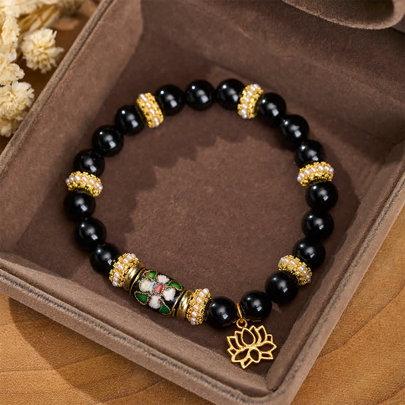 Buddha Stones Bracciale con ciondolo a forma di fiore di loto in smalto cloisonné di ossidiana nera e perline rotonde di protezione. - image 1