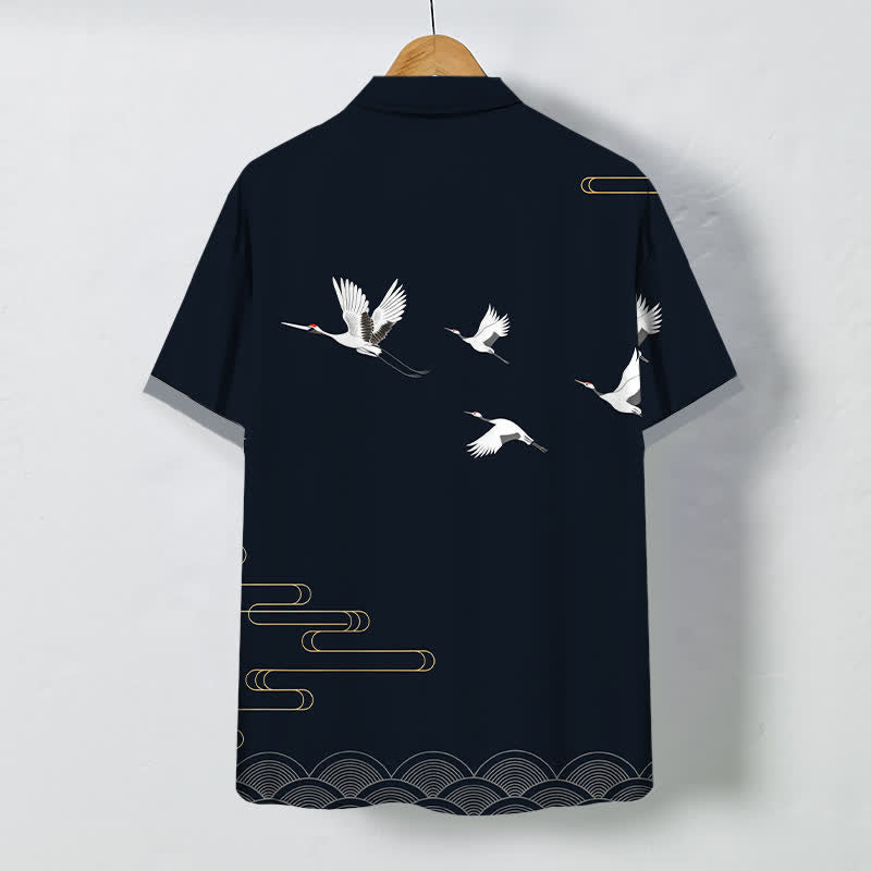 Buddha Stones Camicia da uomo a maniche corte traspirante con bottoni a forma di onda dorata e motivo Crane. - image 1