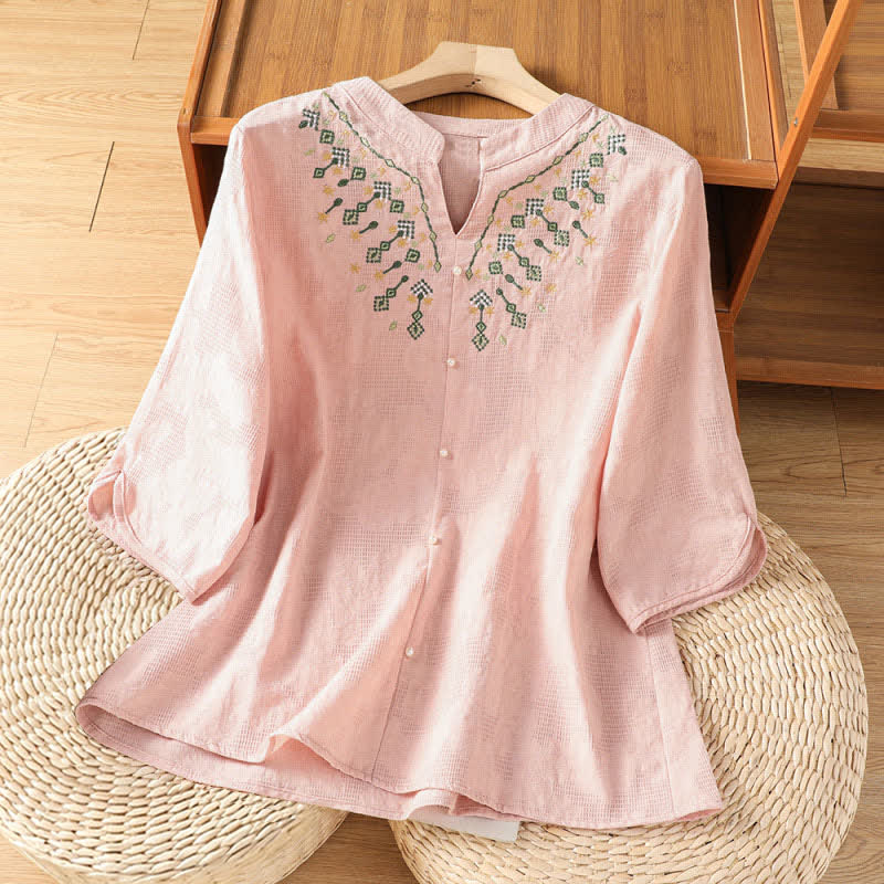 Buddha Stones Camicia da donna estiva casual in stile boho con scollo a V, ricami geometrici e floreali, maniche a tre quarti. - Rosa chiaro - US12, UK/AU16, EU44 (3XL) - image 7