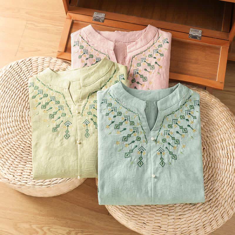 Buddha Stones Camicia da donna estiva casual in stile boho con scollo a V, ricami geometrici e floreali, maniche a tre quarti. - image 23