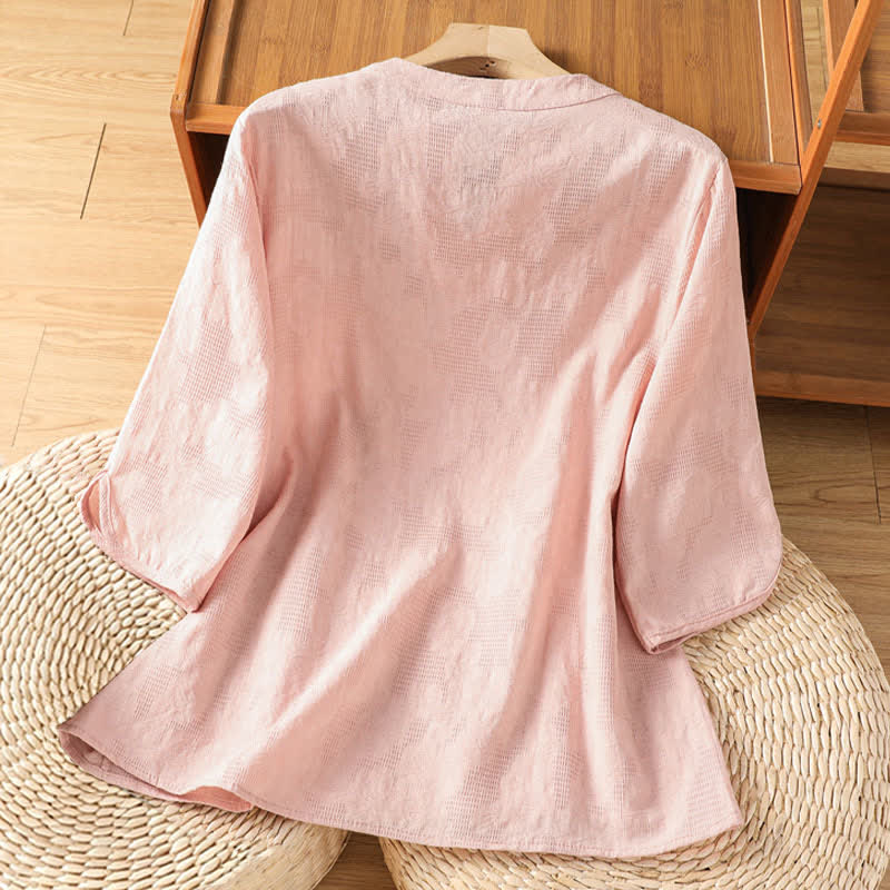 Buddha Stones Camicia da donna estiva casual in stile boho con scollo a V, ricami geometrici e floreali, maniche a tre quarti. - image 8