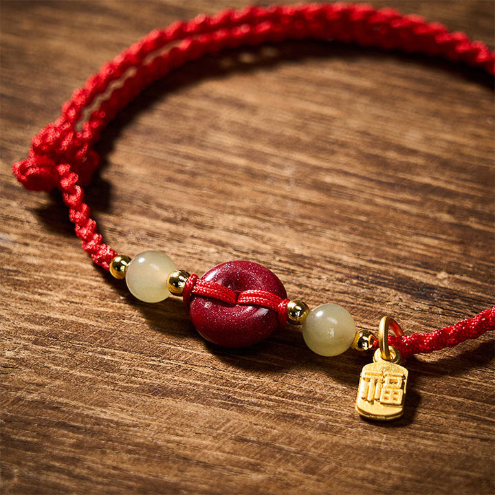 Buddha Stones Braccialetto con ciondolo a cordino rosso e fibbia della pace in cinabro con protezione del personaggio Fu e cordino rosso. - image 4