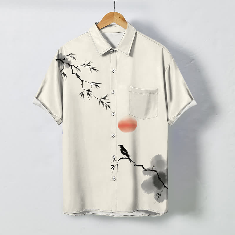 Buddha Stones Camicia da uomo a maniche corte traspirante con motivo uccelli, sole e bambù, stampa inchiostro, bottoni. - Avorio - US/UK/AU48, EU58 (4XL) - image 0