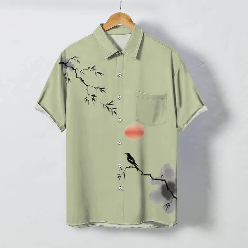 Buddha Stones Camicia da uomo a maniche corte traspirante con motivo uccelli, sole e bambù, stampa inchiostro, bottoni. - Verde Mare Scuro - US/UK/AU48, EU58 (4XL) - image 3