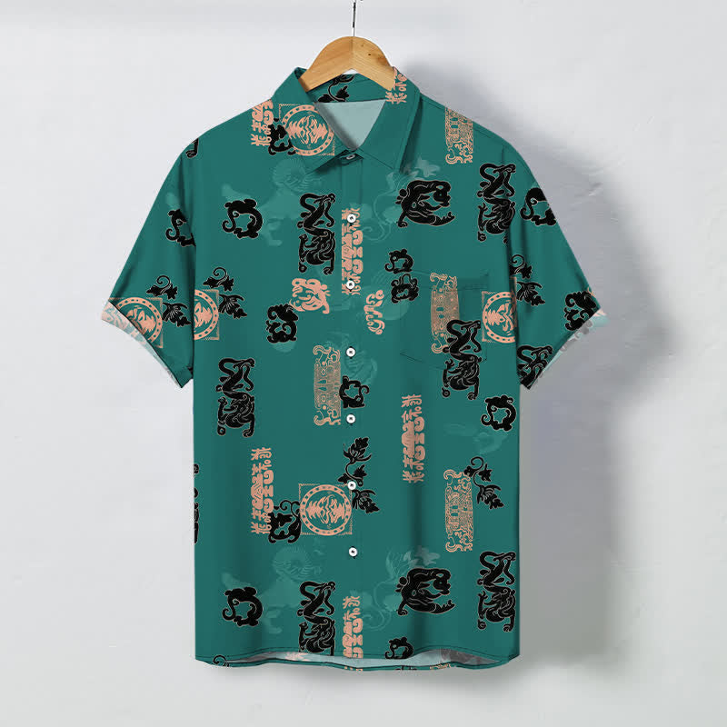 Buddha Stones Camicia da uomo a maniche corte traspirante con bottoni a fantasia di lettere color verde acqua vintage. - Verde acqua - US/UK/AU48, EU58 (4XL) - image 0