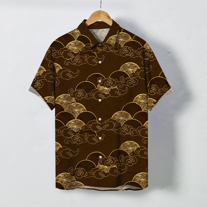 Buddha Stones Camicia da uomo a maniche corte traspirante con bottoni e motivo a onde di nuvole dorate e luna. - Marrone sella - US/UK/AU48, EU58 (4XL) - image 5
