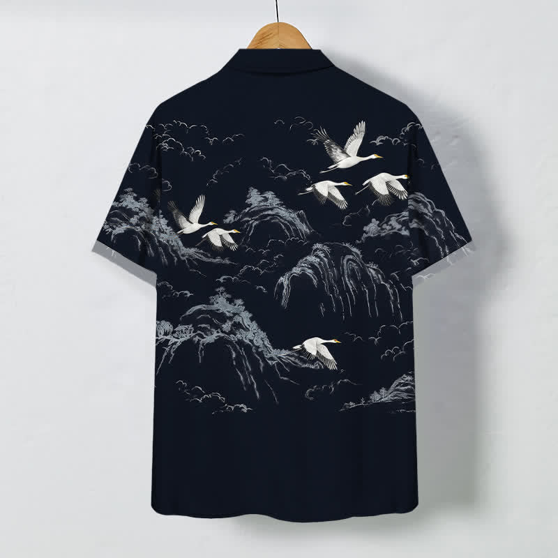 Buddha Stones Camicia da uomo a maniche corte traspirante con bottoni e motivo a nuvole e gru di montagna Ink - image 1