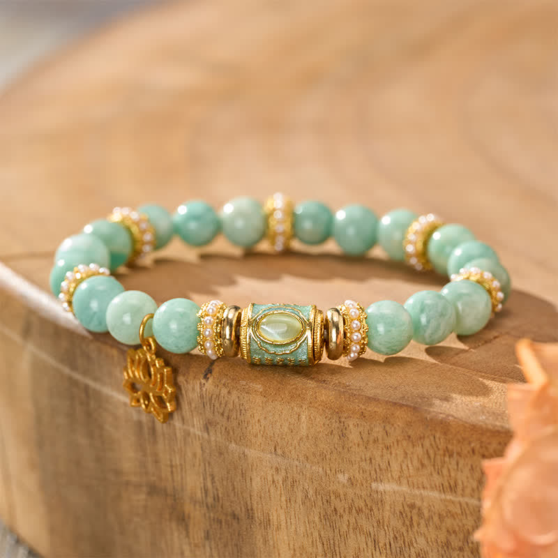 Buddha StonesCiondolo a forma di loto con perla a barilotto in amazzonite smaltata, bracciale con perle rotonde lucidate a mano. - image 3