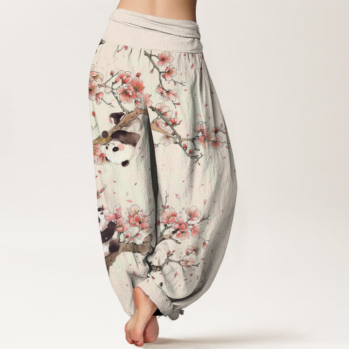 Buddha Stones Pantaloni harem da donna in puro cotone con motivo panda e fiori di ciliegio, con elastico in vita. - image 2