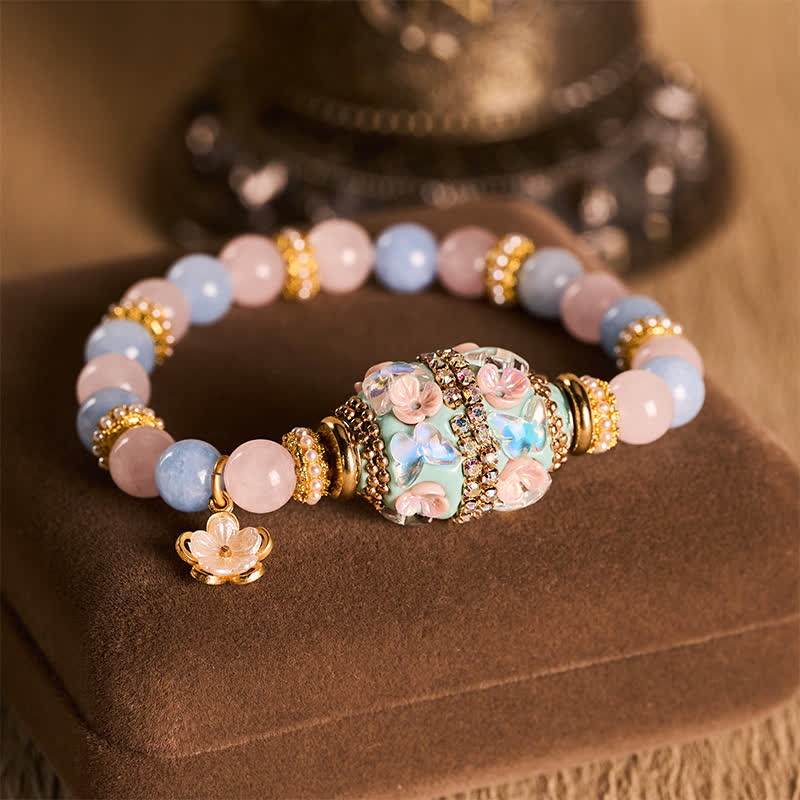 Buddha Stones Bracciale con ciondolo a forma di fiore in quarzo rosa, calcedonio blu e perline rotonde in rame, con perline a barilotto e perline Love. - Calcedonio blu quarzo rosa (circonferenza del polso: 15–16 cm) - image 0