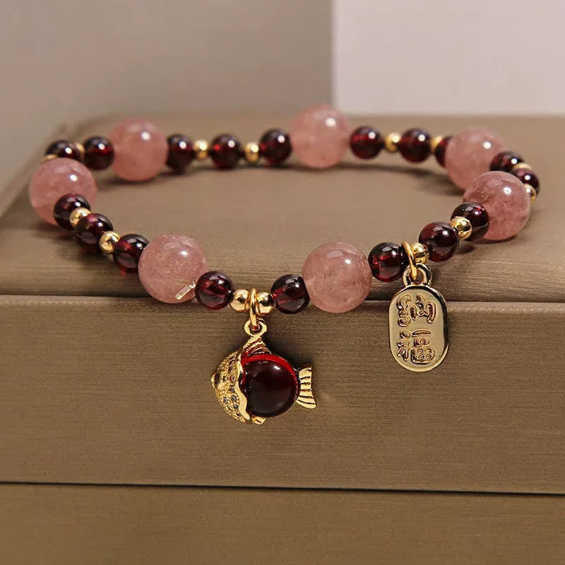 Buddha Stones Braccialetto curativo con personaggio Fu, quarzo fragola, granato e pesce koi. - image 1
