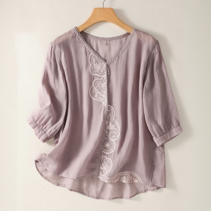 T-shirt da donna a maniche corte con scollo a V e ricamo a motivo Buddha Stones. - Prugna - US14, UK/AU18, EU46 (2XL) - image 0