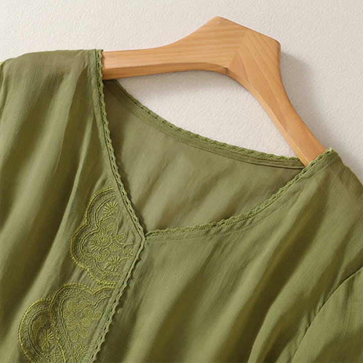 T-shirt da donna a maniche corte con scollo a V e ricamo a motivo Buddha Stones. - image 18