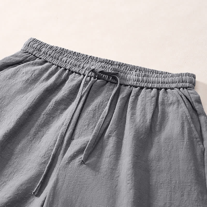 Buddha Stones Pantaloncini da uomo estivi casual minimalisti con coulisse, tinta unita, bottoni laterali decorativi a forma di rana e tasche. - image 2