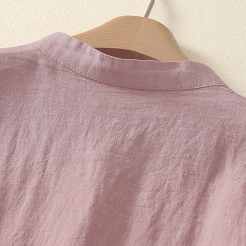 Camicia da donna estiva a maniche corte con bottoni rossi e stampa Buddha Stones. - image 7