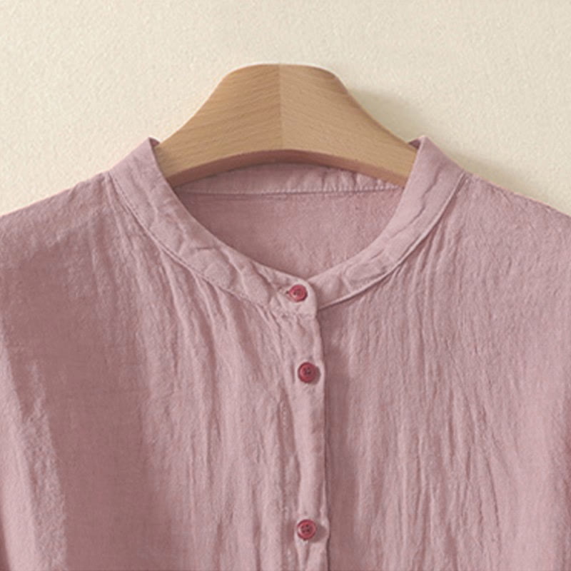 Camicia da donna estiva a maniche corte con bottoni rossi e stampa Buddha Stones. - image 6