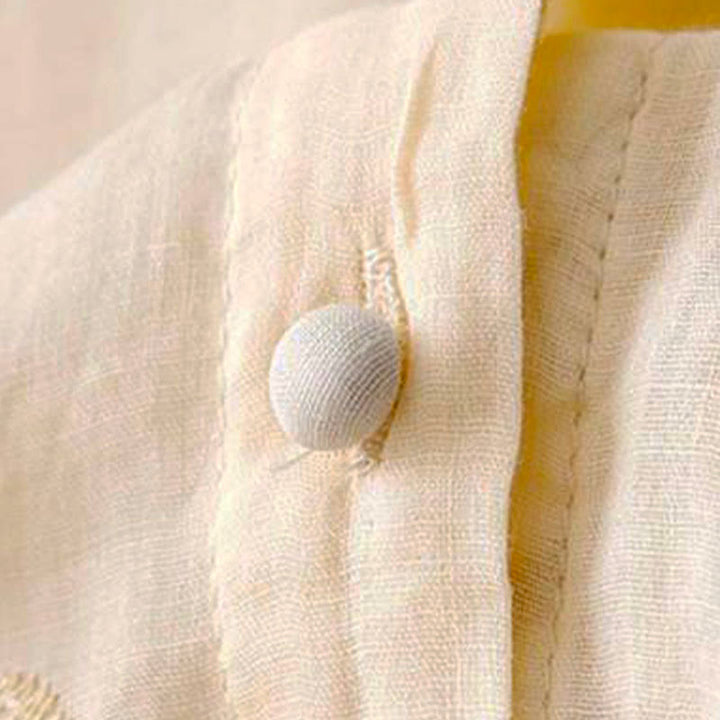 Camicia da donna a maniche corte con scollo rotondo e motivo floreale ricamato a petali, Buddha Stones. - image 5