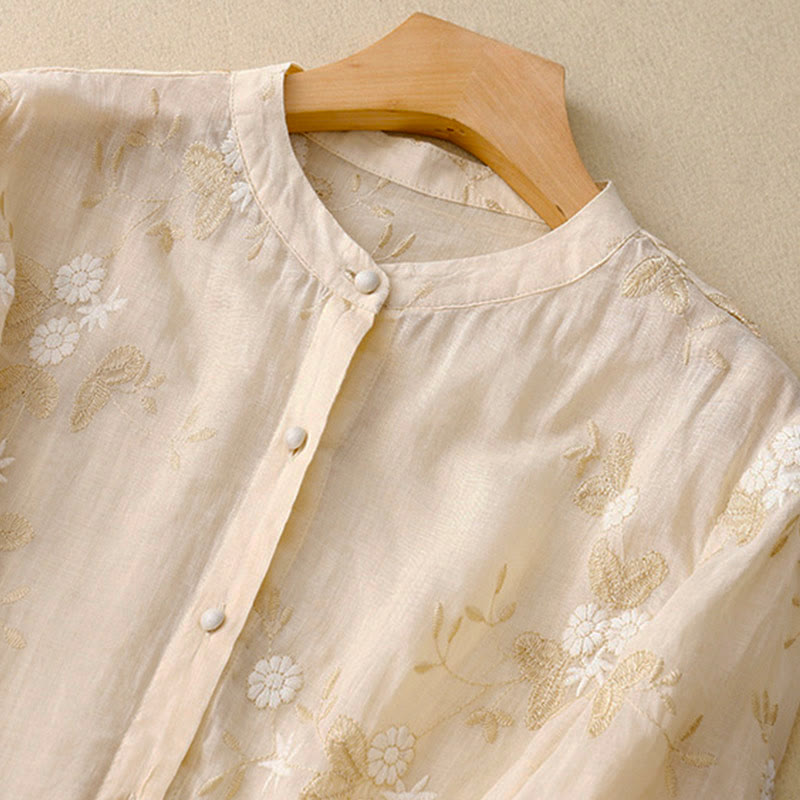 Camicia da donna a maniche corte con scollo rotondo e motivo floreale ricamato a petali, Buddha Stones. - image 4